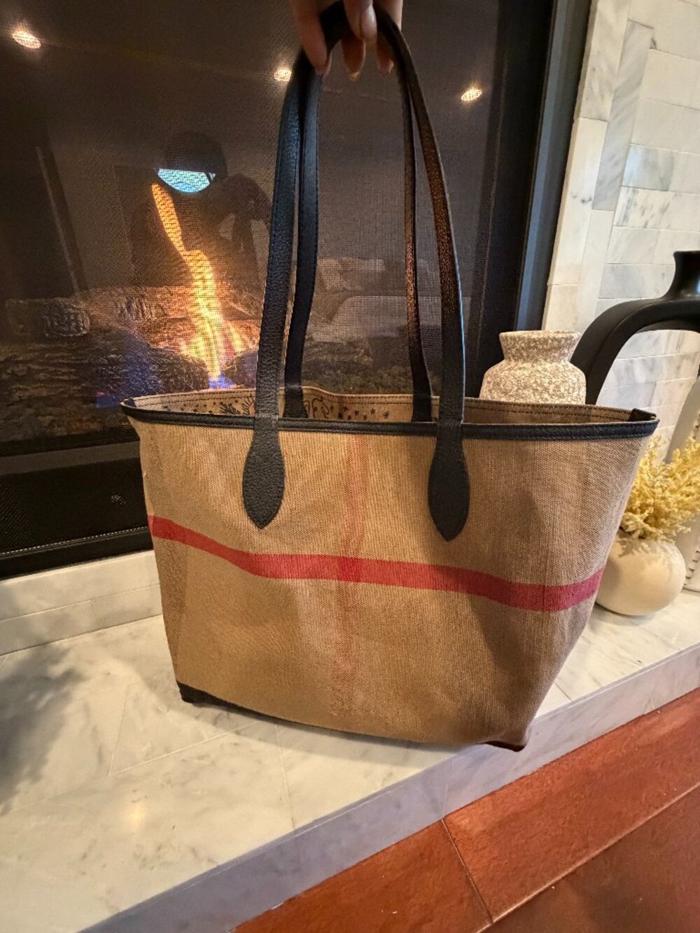 Burberry Reversible Canvas Tote – London Print